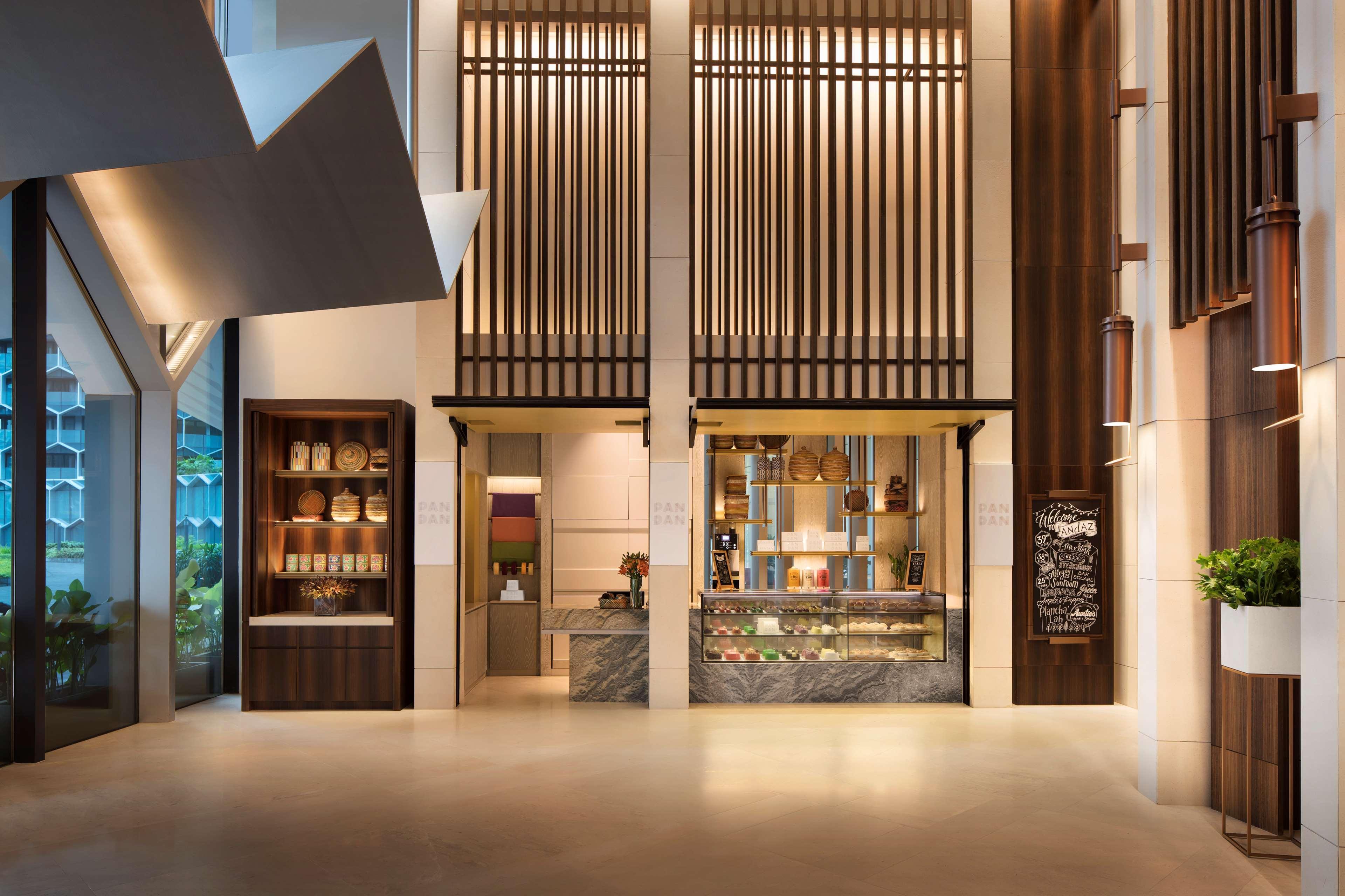 Andaz Singapore, By Hyatt Εξωτερικό φωτογραφία The lobby of the hotel
