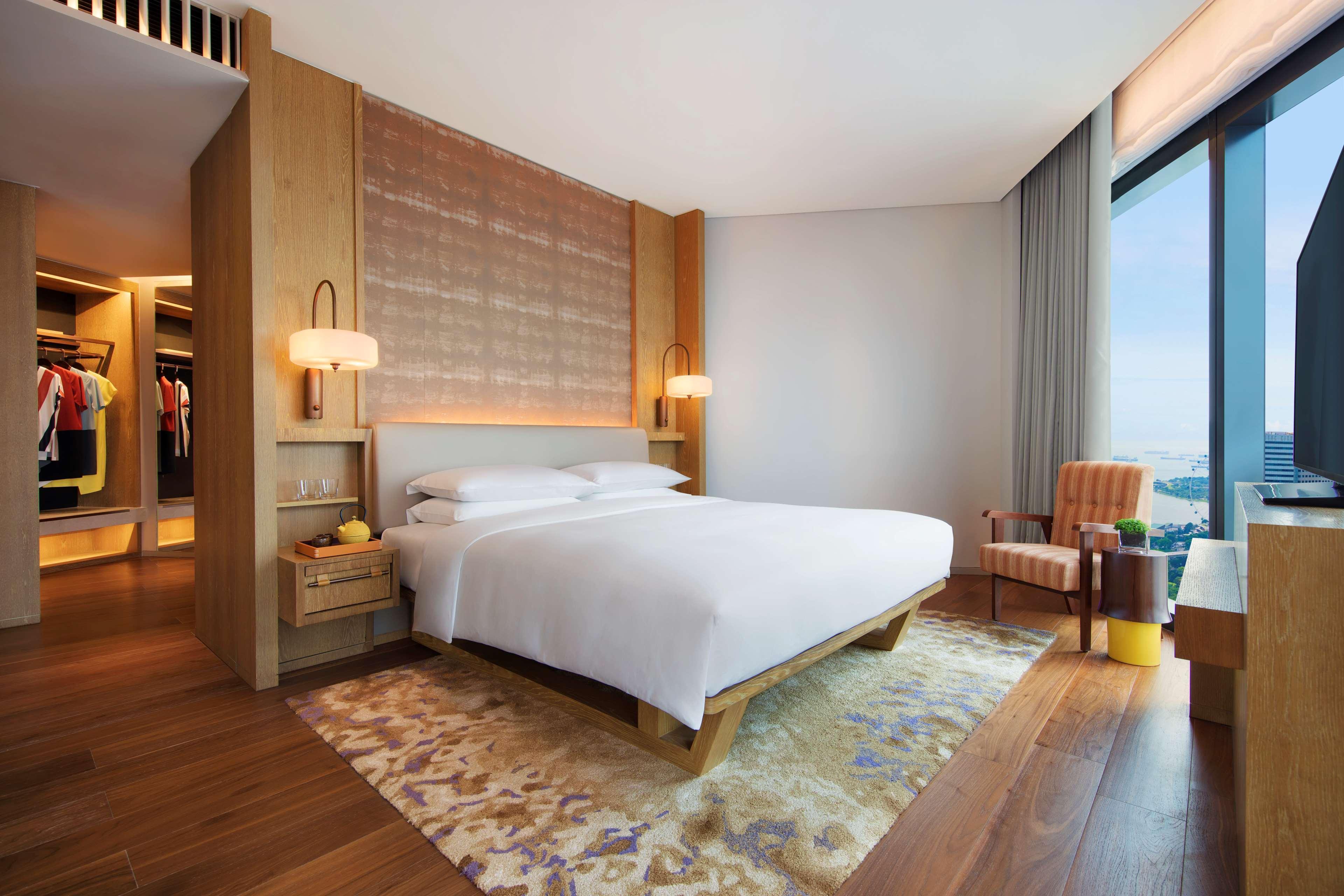 Andaz Singapore, By Hyatt Εξωτερικό φωτογραφία A bedroom at the hotel